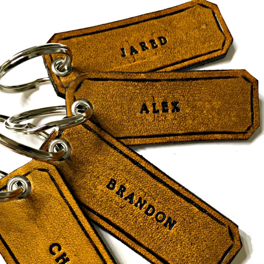 personalized-leather-keychain