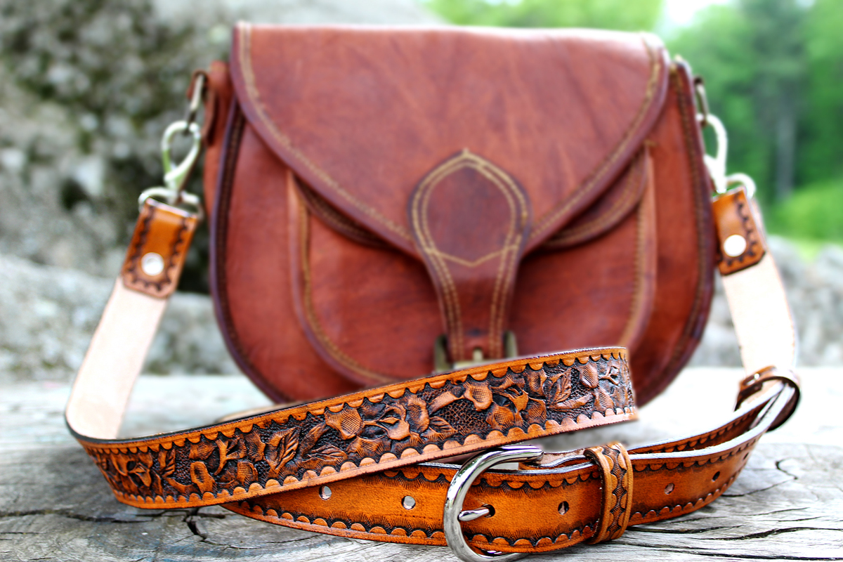 Women&#39;s Hand Tooled Rose Crossbody Leather Purse Strap